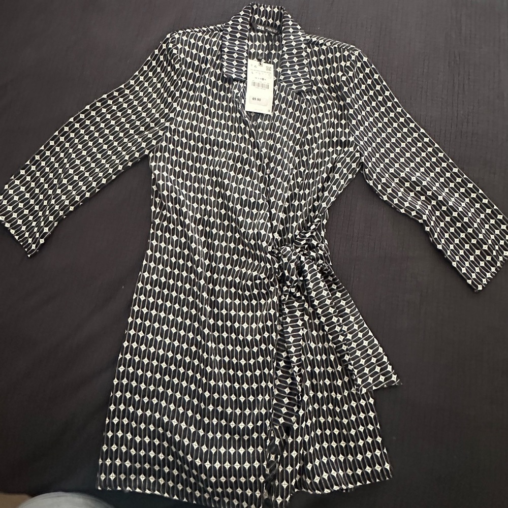 Zara Monochrome Geometric Dress